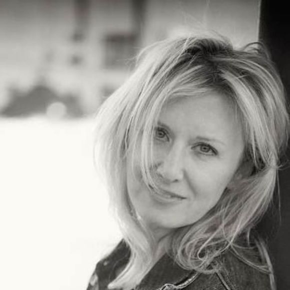 Meet your Posher, Jerri - Picture 1 of 3